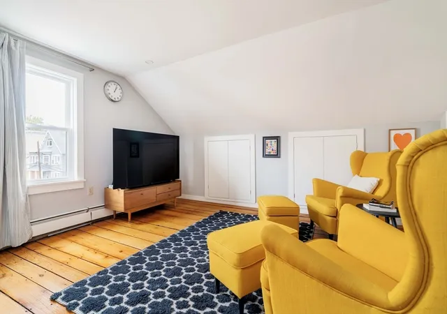2nd image of 22 Prince St, Cambridge, MA 02139