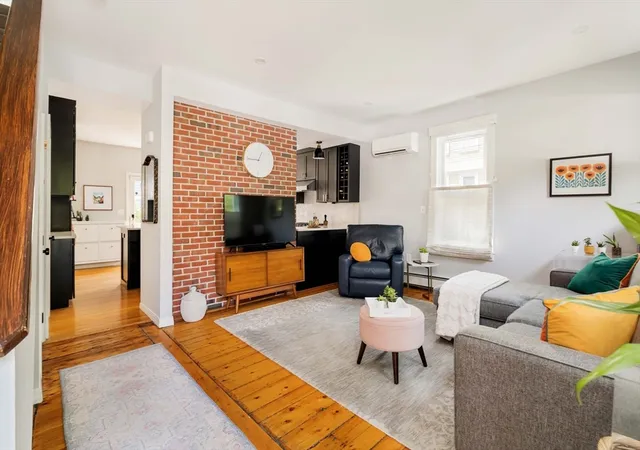 3rd image of 22 Prince St, Cambridge, MA 02139