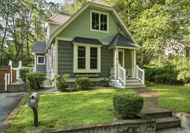 1st image of 10 Mayflower Path, Wayland, MA 01778 | MLS# 73547813