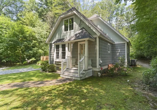 2nd image of 10 Mayflower Path, Wayland, MA 01778 | MLS# 73547813