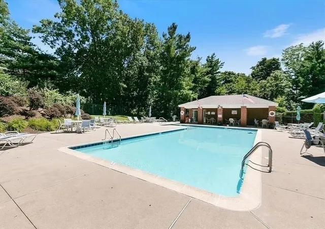 Homes for sale in Woburn, MA | 166 Place Ln, Woburn, MA 01801 | Houzeo