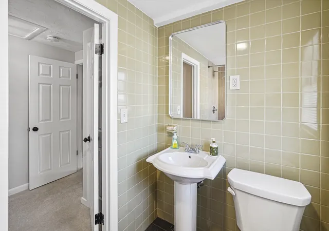 39th image of 6 Selina, Shrewsbury, MA 01545 | MLS# 73357029