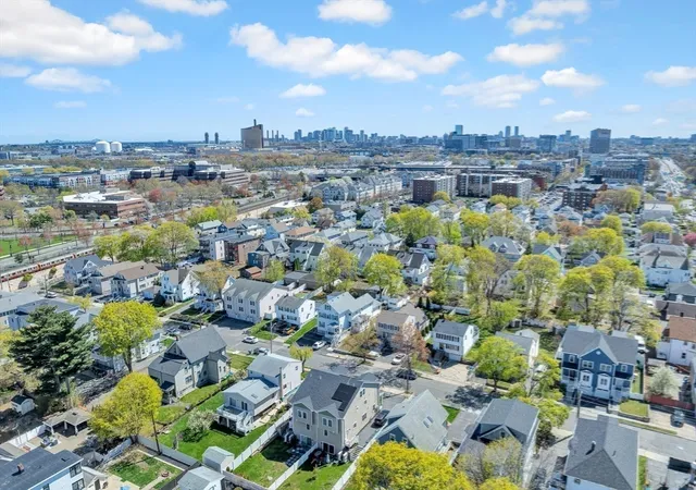 Homes for sale in Medford, MA | 19 Fourth St #19, Medford, MA 02155 | MLS# 73509469