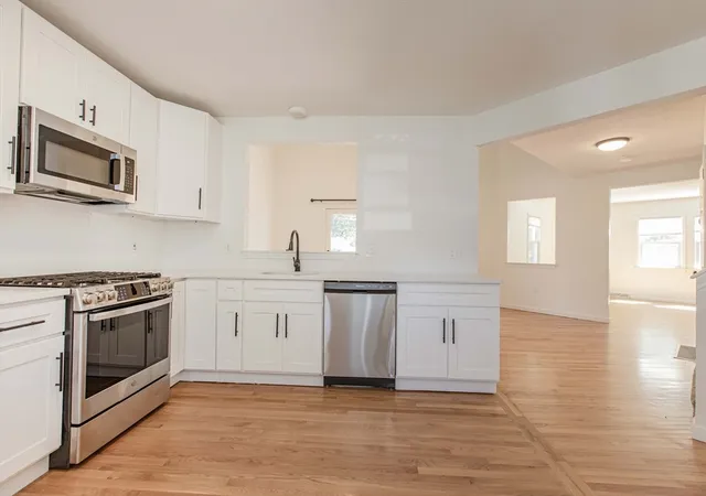 4th image of 33 Lamplighter #33, South Easton, MA 02375 | MLS# 73561746