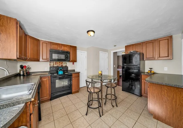 Homes for sale in Hudson, MA | 107 Apsley St, Hudson, MA 01749 | MLS# 73503233