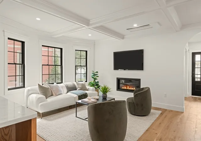 4th image of 23 College Hill Rd #1, Somerville, MA 02144 | MLS# 73566541