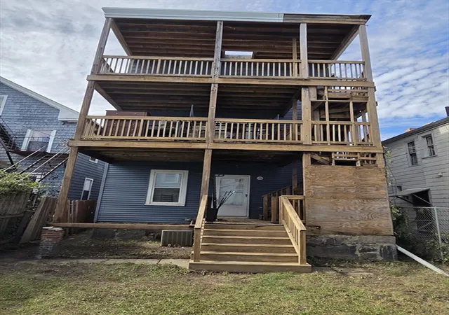 Photo 3 of Sale Pending at 9 Lincoln St, Dorchester, MA 02122 | MLS# 73559893 | Listing updated on 2026-09-15