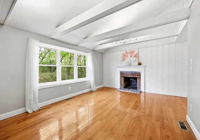 Photo 3 of Single family home for sale at 1185 Bay Rd, Amherst, MA 01002 | MLS# 73519646 | Listing updated on 2026-09-02