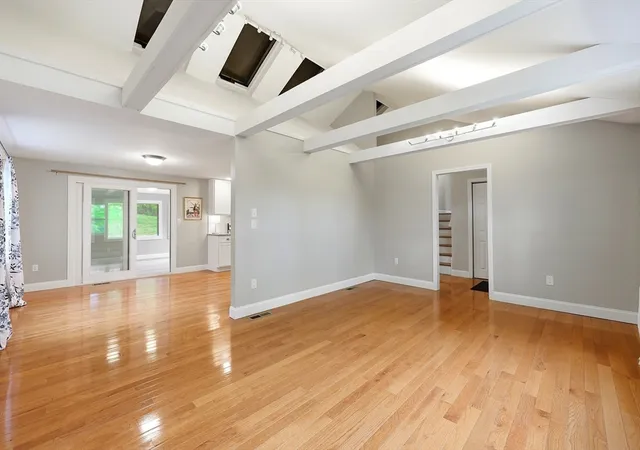 Photo 4 of Single family home for sale at 1185 Bay Rd, Amherst, MA 01002 | MLS# 73519646 | Listing updated on 2026-09-02