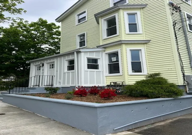 Homes for sale in Somerville, MA | 3 Hillside, Somerville, MA 02145 | Houzeo