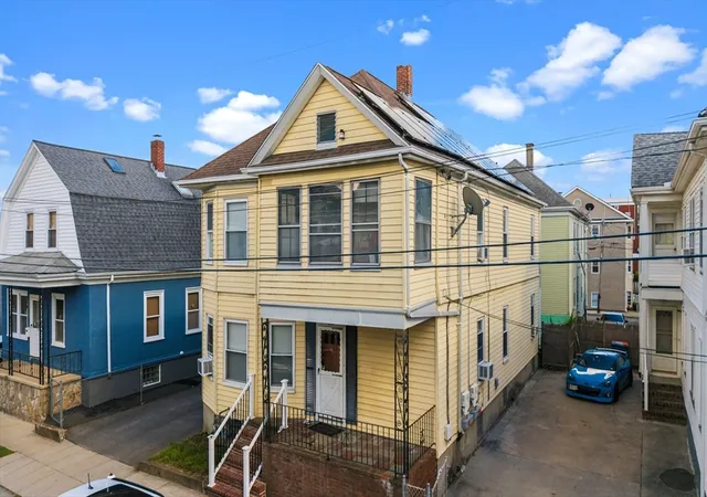 2nd image of 218 Bates St, New Bedford, MA 02745 | MLS# 73537608