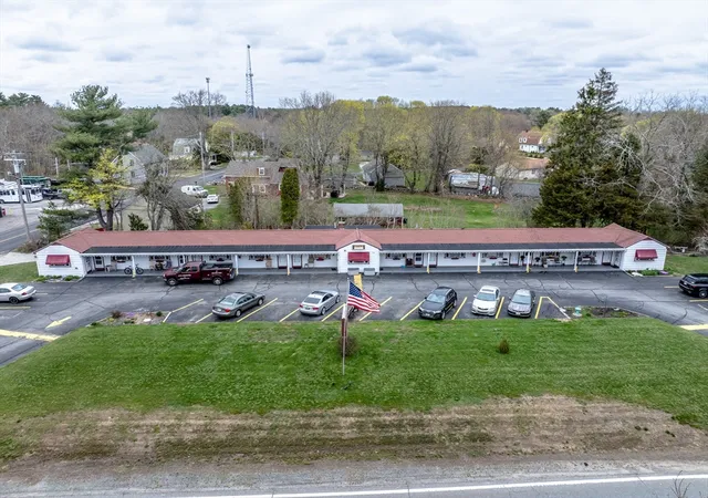 2nd image of 1148 American Legion Hwy, Westport, MA 02790 | MLS# 73515607
