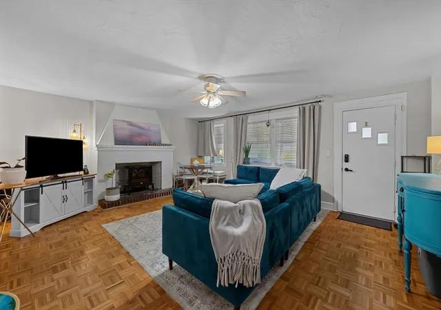 2nd image of 36 Elm St #B, Worcester, MA 01609 | MLS# 73563799