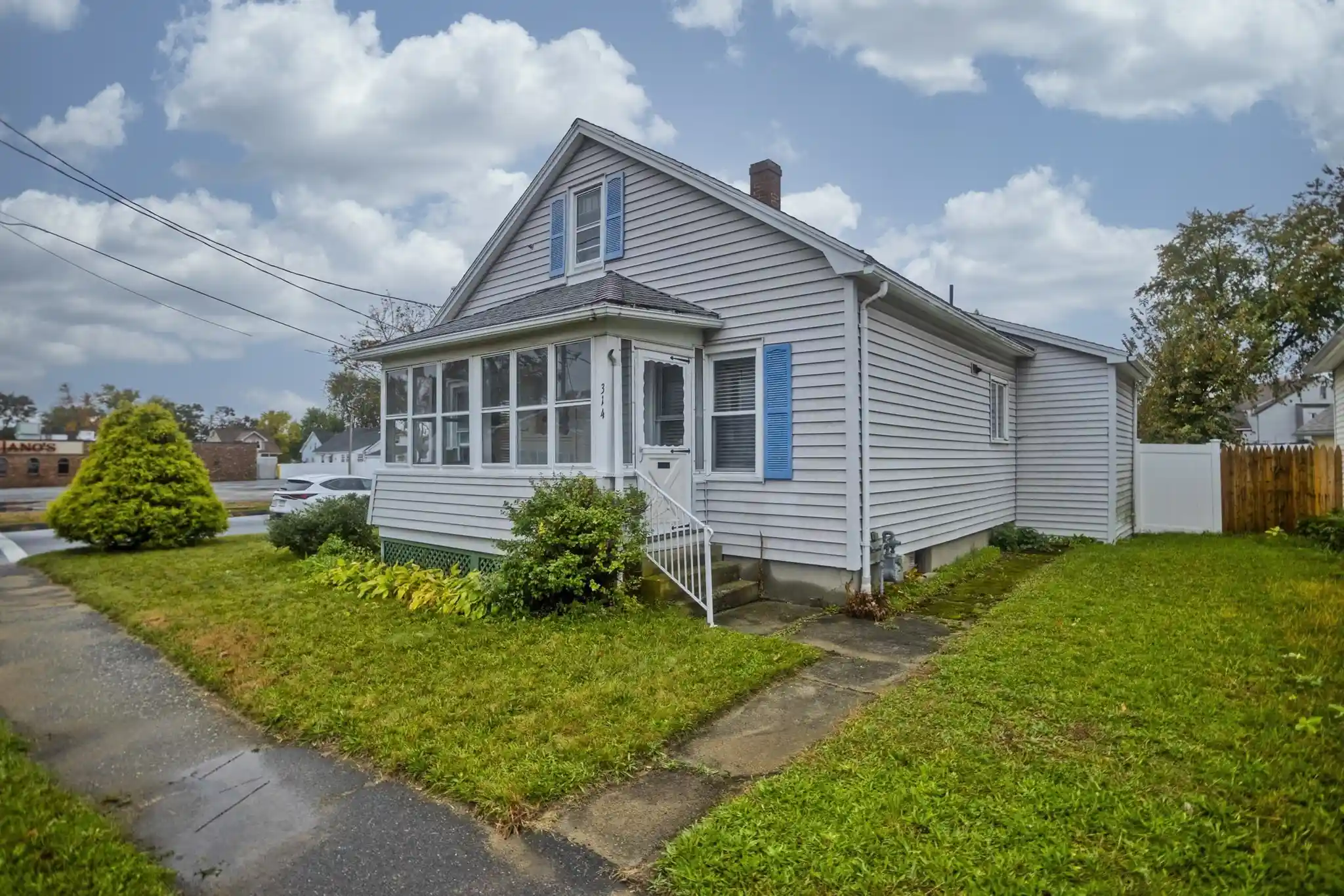 Photo 1 of Single family home for sale at 314 Carew St, Chicopee, MA 01020 | MLS# 73592593 | Listing updated on 2026-10-23
