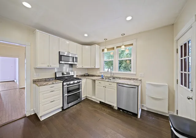 4th image of 43 Hobart Square, Whitman, MA 02382 | MLS# 73553333
