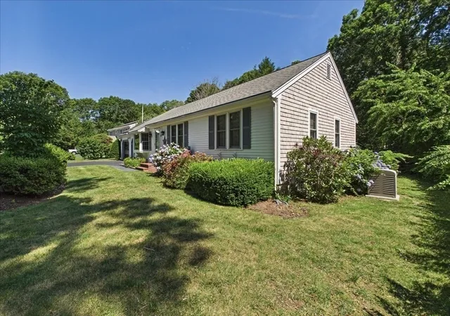 3rd image of 23 Joe Jay Ln, Sandwich, MA 02563 | MLS# 73549602