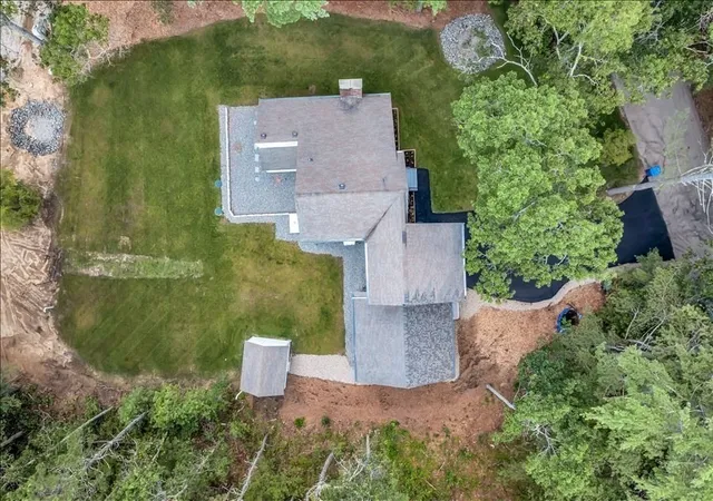 2nd image of 3 Viber Ln, East Falmouth, MA 02536