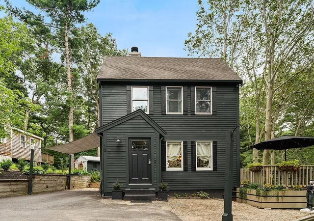 2nd image of 10 Marion Way, Pembroke, MA 02359 | MLS# 73566791