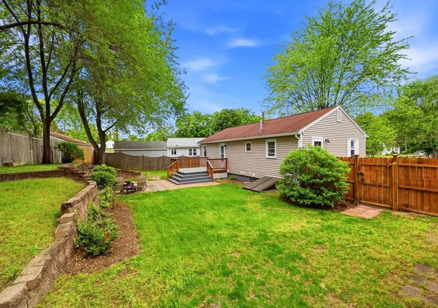 Homes for sale in Springfield, MA | 168 Keddy, Springfield, MA 01109 | MLS# 73528664