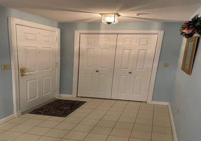 Homes for sale in Peabody, MA | 12 Ledgewood Way #1, Peabody, MA 01960 | MLS# 73525520