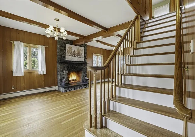5th image of 152 Manchester St, Leominster, MA 01453 | MLS# 73516662