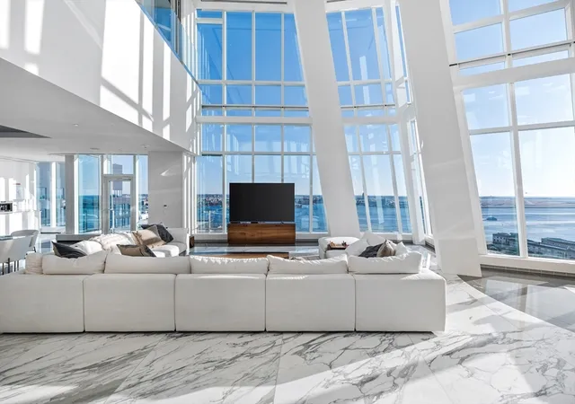 3rd image of 150 Seaport Blvd #GPH, Boston, MA 02210 | MLS# 73567770