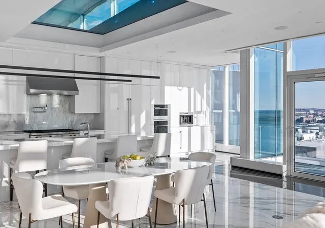 4th image of 150 Seaport Blvd #GPH, Boston, MA 02210 | MLS# 73567770