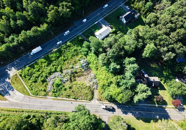3rd image of 405 Shearer St, Palmer, MA 01069 | MLS# 73465475