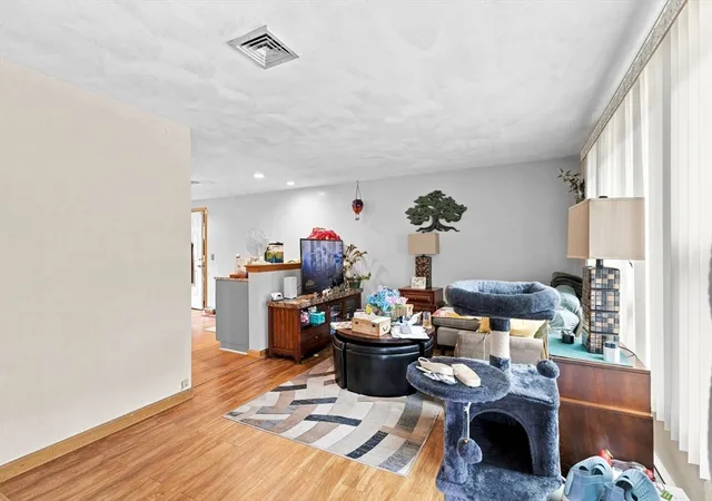 4th image of 124 Pacella Park Dr #124, Randolph, MA 02368 | MLS# 73557726