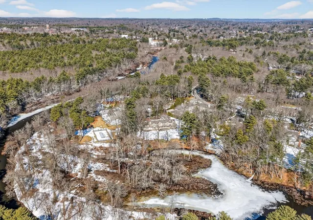Homes for sale in Wellesley, MA | 12 Winding River Cir, Wellesley, MA 02482 | MLS# 73485582