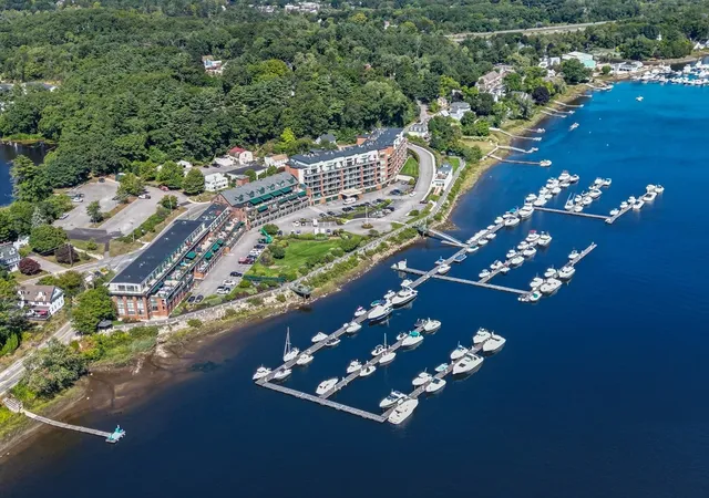 Homes for sale in Amesbury, MA | 60 Merrimac Street #403, Amesbury, MA 01913 | MLS# 73543558