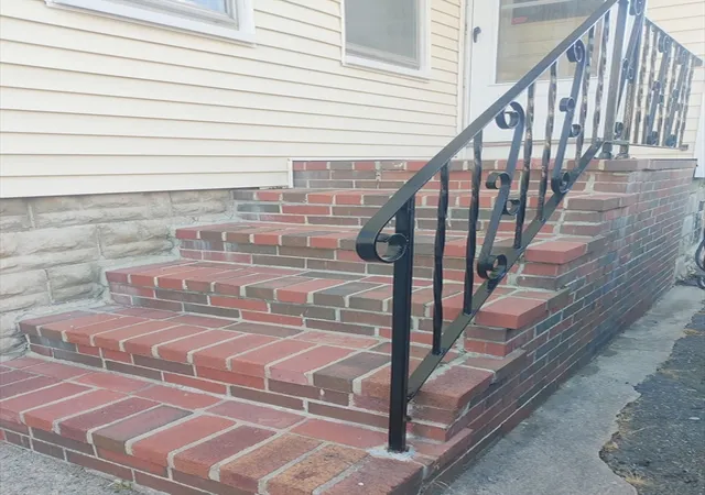 5th image of 201-203 Whitman St, New Bedford, MA 02745 | MLS# 73541402