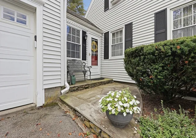 Photo 3 of Sale Pending at 3 Arnold Road, Leominster, MA 01453 | MLS# 73569059 | Listing updated on 2026-09-15