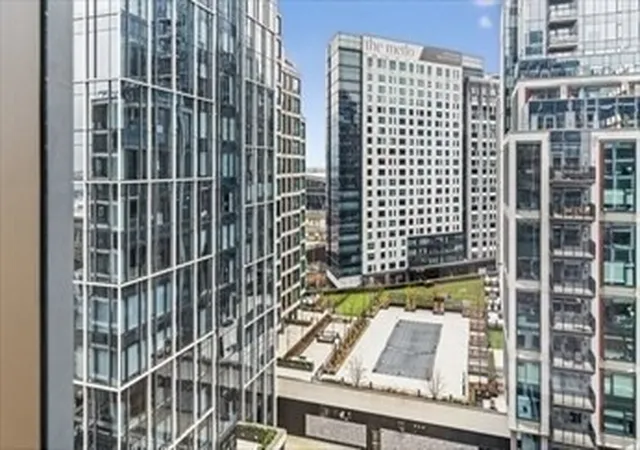 24th image of 133 Seaport Blvd #1719, Boston, MA 02210 | MLS# 73515529