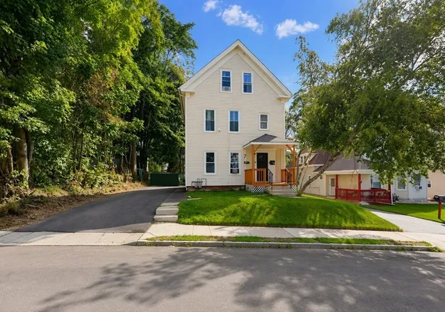 1st image of 7 Pemberton, Worcester, MA 01610 | MLS# 73566431