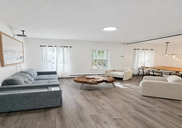Listing Photo 5 - Condo for sale in building located at 7 Pemberton, Worcester, MA 01610