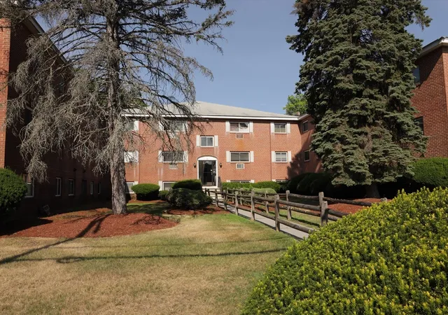 Homes for sale in Chelmsford, MA | 9 Glen Ave #18, Chelmsford, MA 01824 | MLS# 73545529