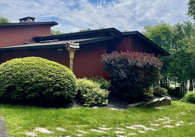 23rd image of 1023 North Woodstock Rd, Southbridge, MA 01550 | MLS# 73558272