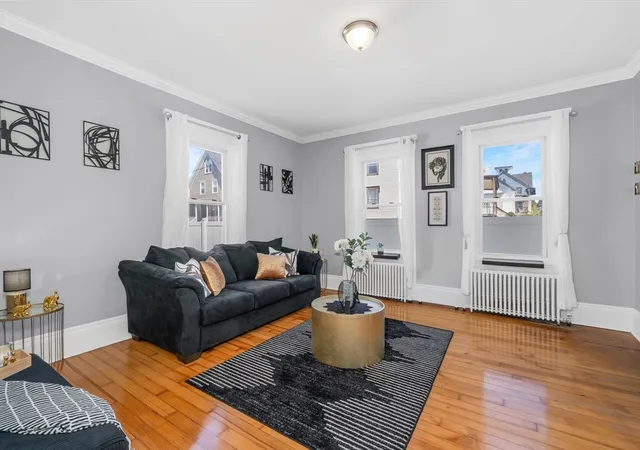 5th image of 124 Washington St, New Bedford, MA 02740 | MLS# 73532221
