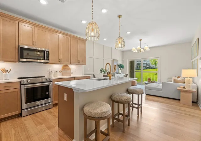 4th image of 320 Martins Landing Way #311, North Reading, MA 01864 | MLS# 73565127