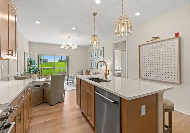 5th image of 320 Martins Landing Way #311, North Reading, MA 01864 | MLS# 73565127