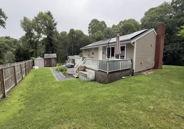 4th image of 37 Huckleberry Lane, Marstons Mills, MA 02648 | MLS# 73558533