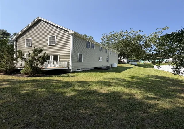 Photo 4 of Sale Pending at 19 Jackson St, Shrewsbury, MA 01545 | MLS# 73563353 | Listing updated on 2026-09-02