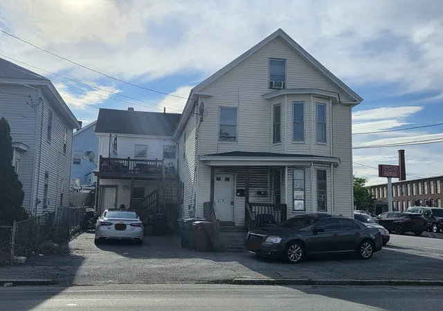 1st image of 375 Chelmsford St, Lowell, MA 01851 | MLS# 73535181