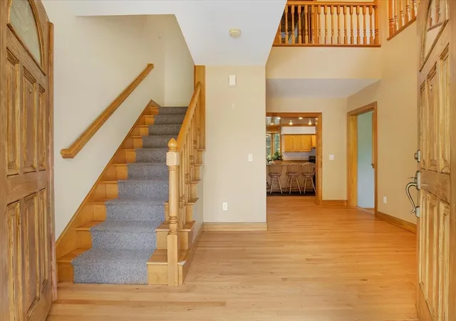 5th image of 220 Mattapoisett Rd, Rochester, MA 02770 | MLS# 73509401