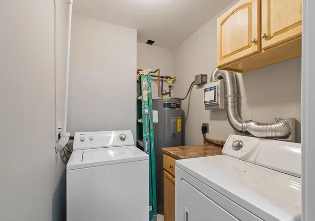 2nd image of 593 Main St, Leominster, MA 01453