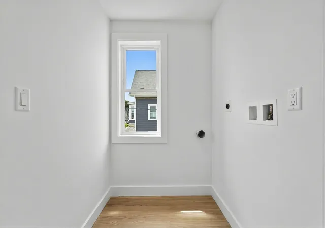 2nd image of 30 Emerald Rd, Nahant, MA 01908