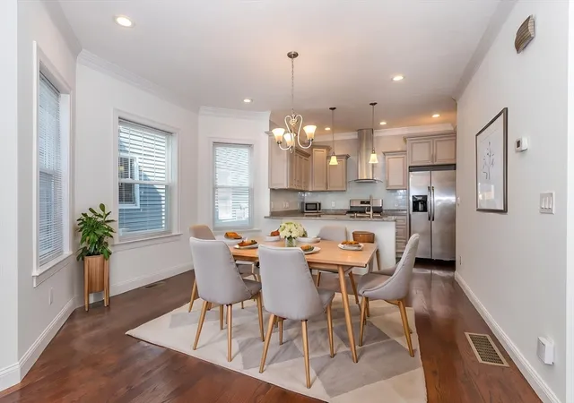 4th image of 18 Kittredge St #1, Boston, MA 02131 | MLS# 73567463