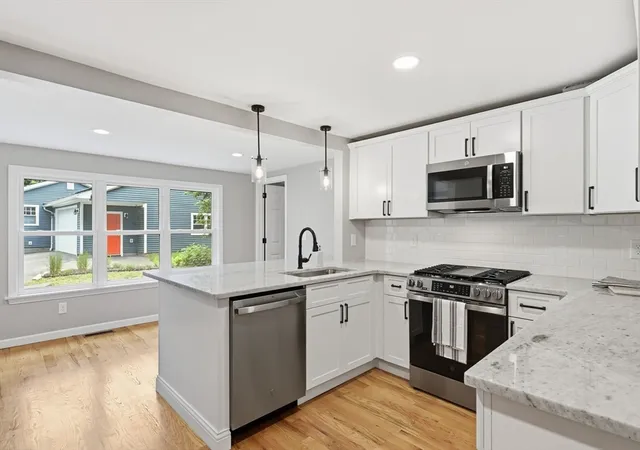 Homes for sale in Northampton, MA | 208 N Elm St, Northampton, MA 01060 | MLS# 73535198