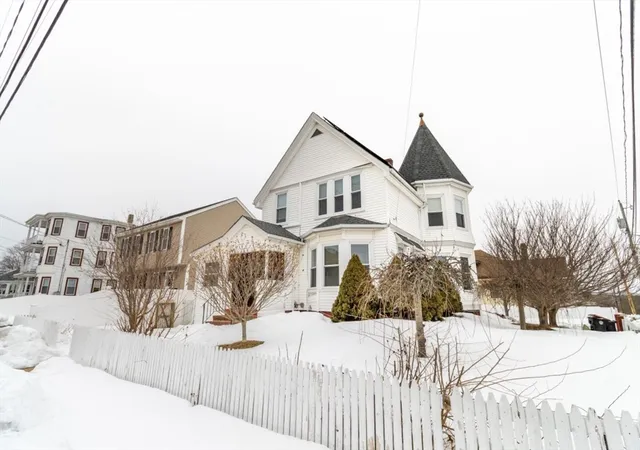3rd image of 527 North Warren, Brockton, MA 02301 | MLS# 73483386
